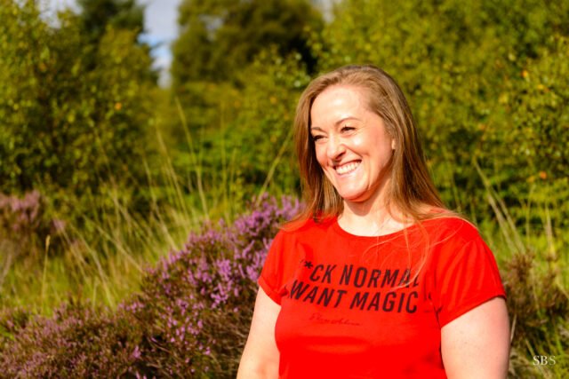 @j0_parsons reached out a few weeks ago. She's starting a fitness transformation journey, and wanted authentic, honest "before" photos that she can also use for her therapy business, Thought Health.
We spent a good hour or so at Llyn Elsi making photos in glorious afternoon sunlight with a lot of laughter.
@hollypotterdesign kindly offered to assist with lighting.